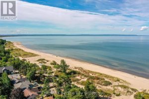 762 EASTDALE DRIVE Wasaga Beach