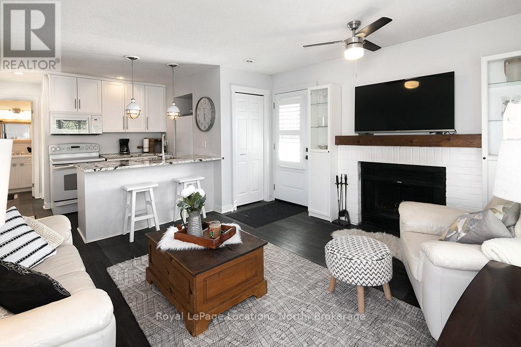 141 - 27 DAWSON DRIVE Collingwood