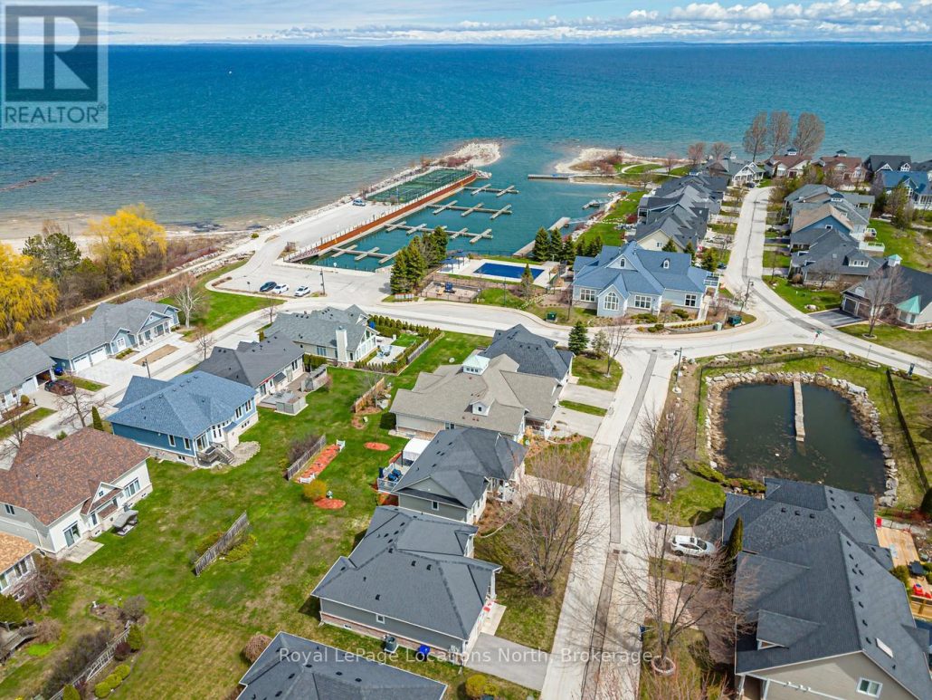 58 CLUBHOUSE DRIVE Collingwood
