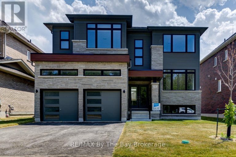 182 MAPLESIDE DRIVE Wasaga Beach
