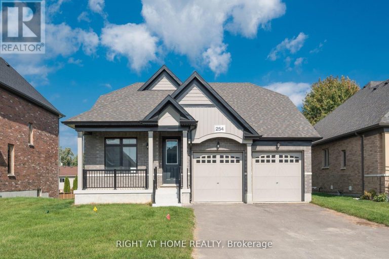 254 WILCOX DRIVE Clearview (Stayner)