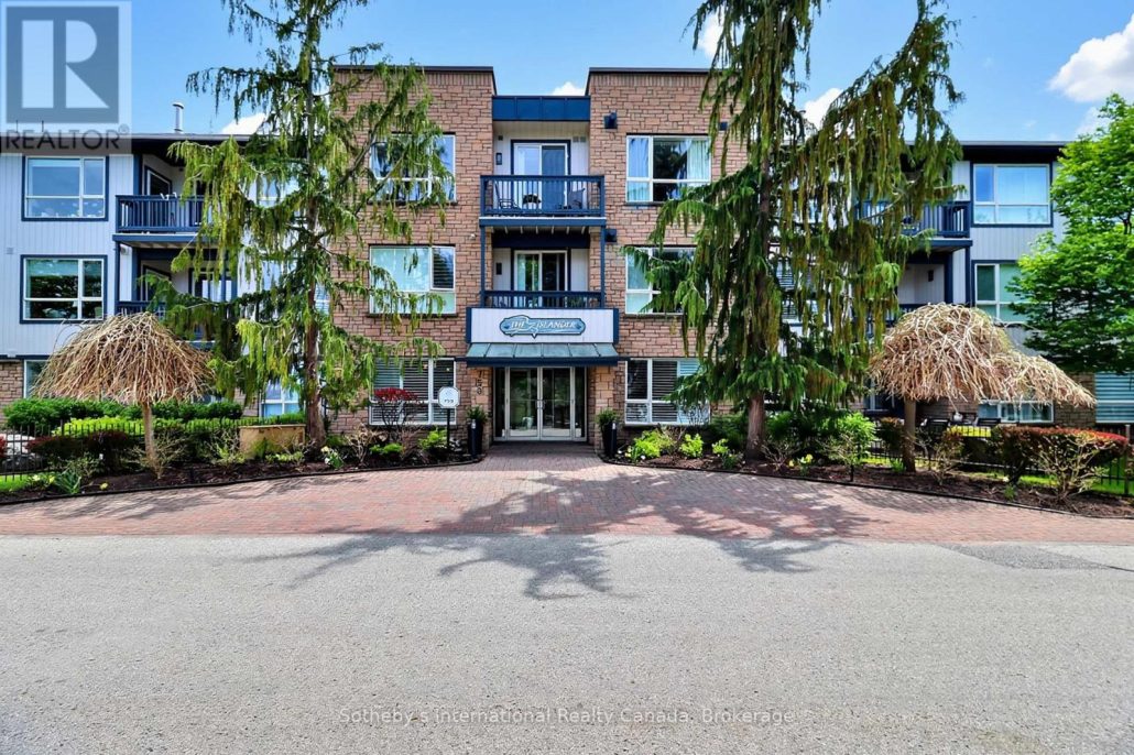 3003 - 750 JOHNSTON PARK AVENUE Collingwood