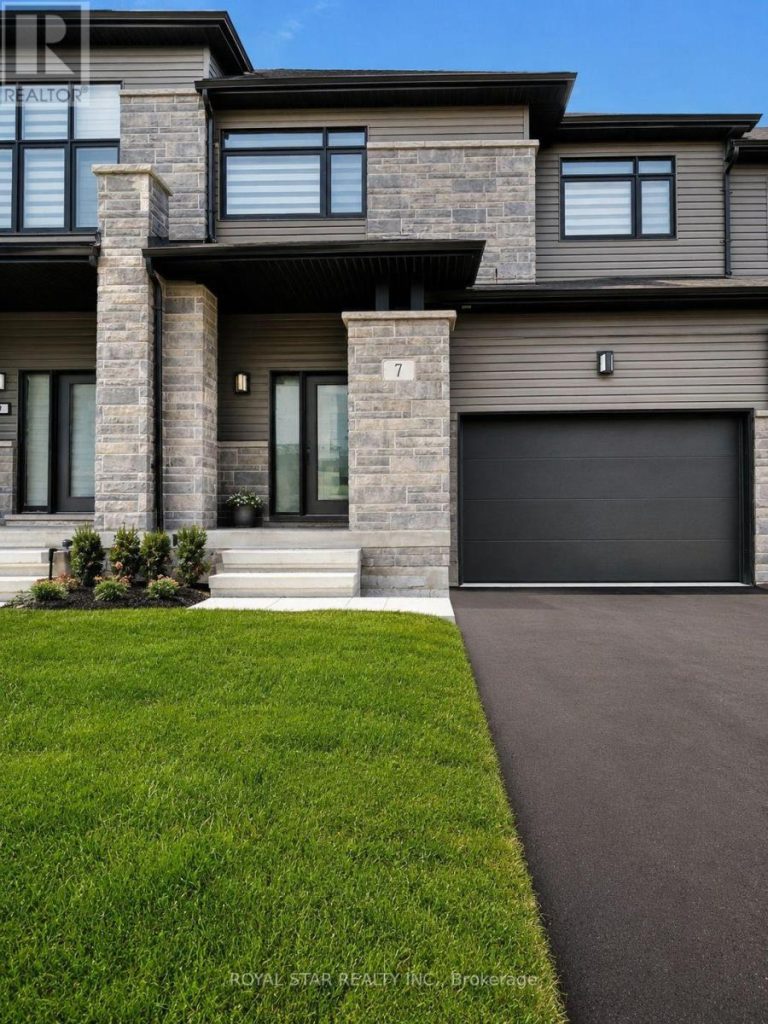 7 FEDERICA CRESCENT Wasaga Beach