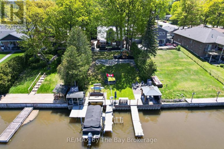 1416 RIVER ROAD W Wasaga Beach