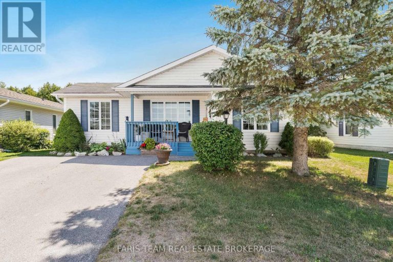 61 PENNSYLVANIA AVENUE Wasaga Beach