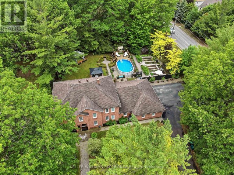 2 SEELEY COURT Wasaga Beach