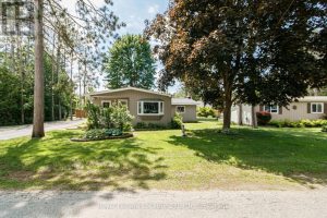 5 GOLF AVENUE E Wasaga Beach