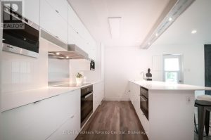 50 - 19 DAWSON DRIVE Collingwood