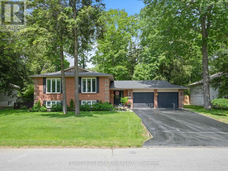 20 DOWNER CRESCENT Wasaga Beach