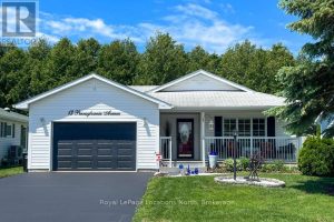 13 PENNSYLVANIA AVENUE Wasaga Beach