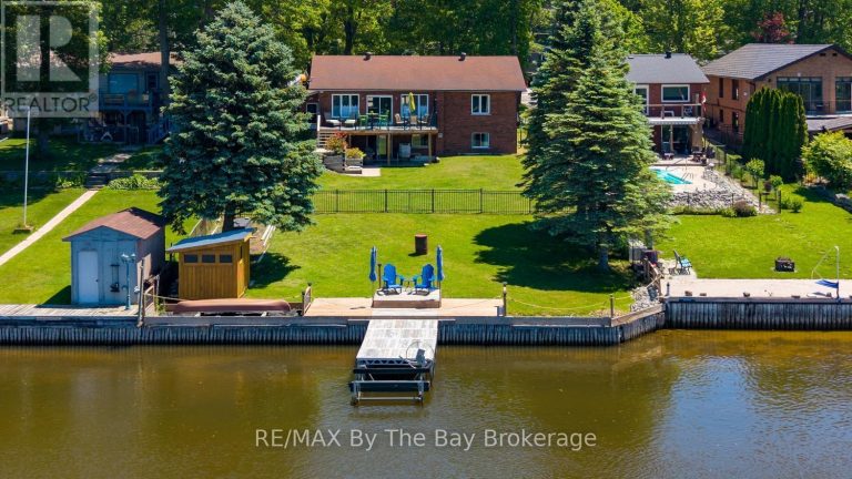 1434 RIVER ROAD W Wasaga Beach