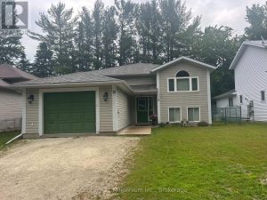 15 SAVARIN STREET Wasaga Beach