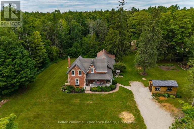 3744 FLOS 4 ROAD W Springwater