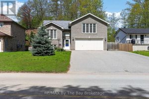 326 GOLF COURSE ROAD Wasaga Beach