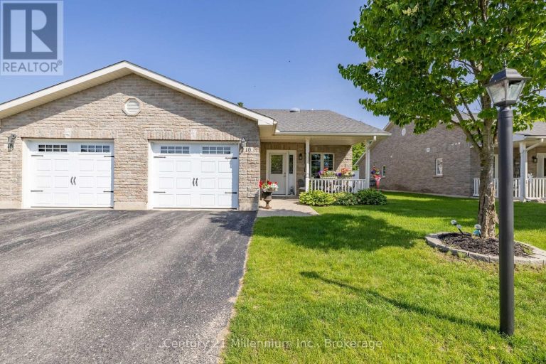 16 CLOVER COURT Wasaga Beach