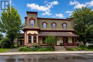 55 TROWBRIDGE STREET W Meaford