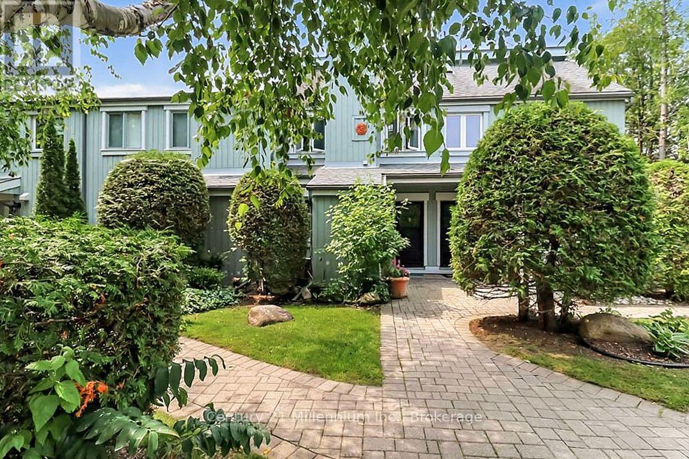 21 - 127 FAIRWAY CRESCENT Collingwood