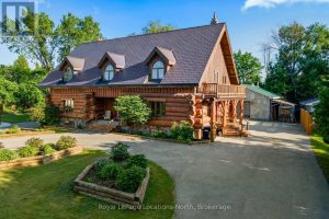 24 OLIVER CRESCENT Collingwood