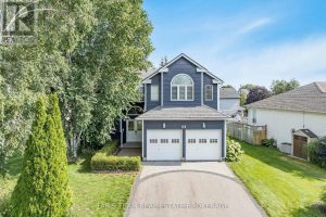 68 TROTT BOULEVARD Collingwood