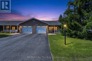 105 MEADOW LANE Wasaga Beach