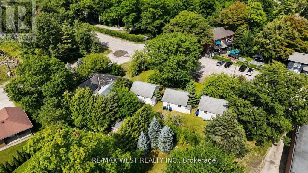 195 DUNKERRON AVENUE Wasaga Beach