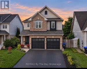 84 WESLEY AVENUE Wasaga Beach