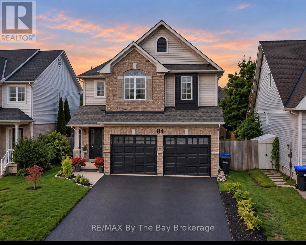 84 WESLEY AVENUE Wasaga Beach