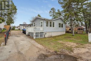 449 MOSLEY STREET Wasaga Beach