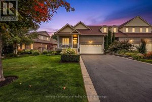 48 THOMAS DRIVE Collingwood
