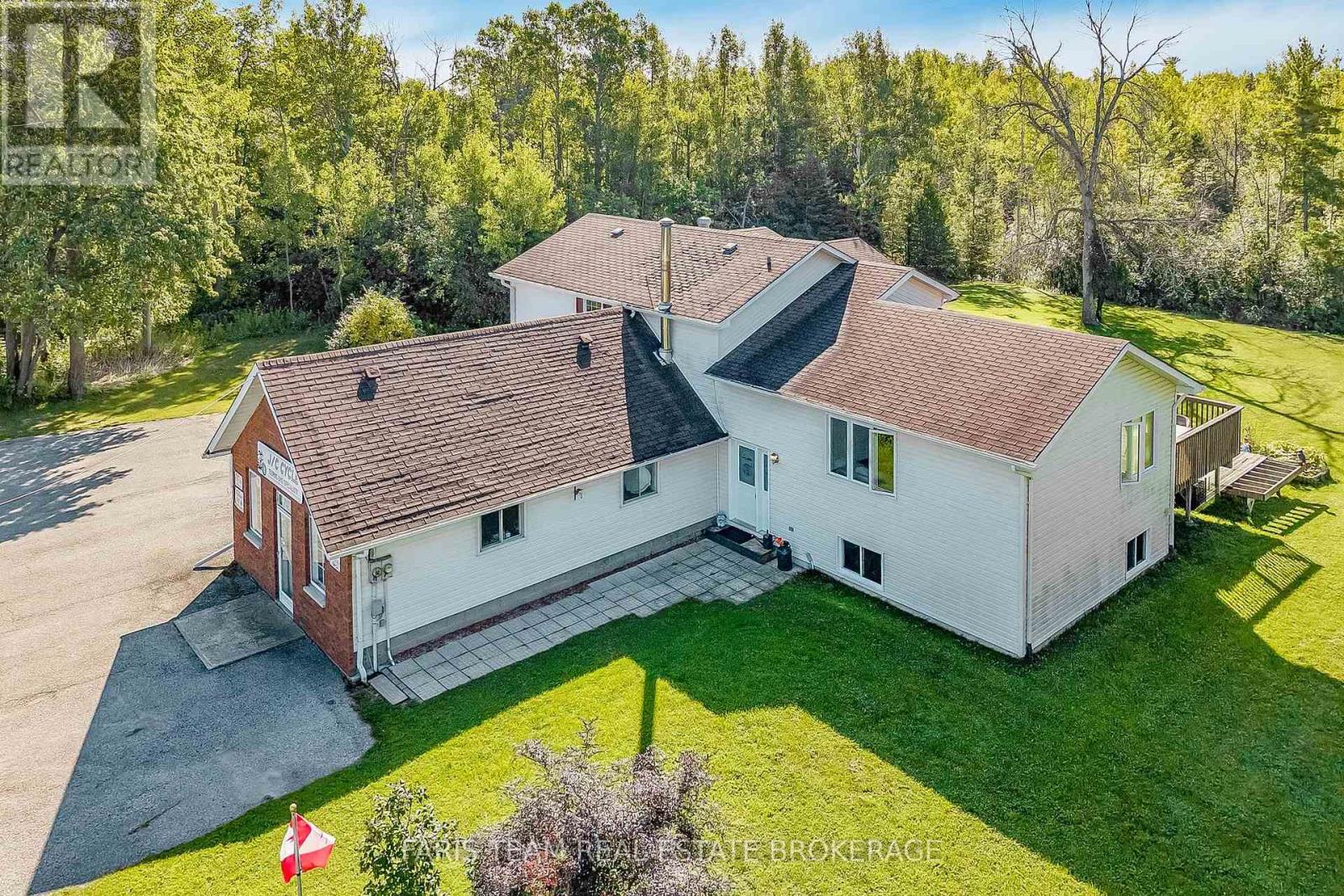 8801 BEACHWOOD ROAD Wasaga Beach