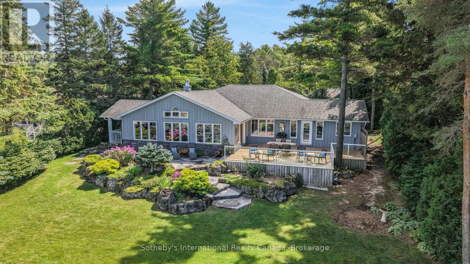 1036 RIVER ROAD E Wasaga Beach