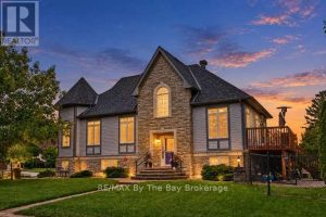 90 MEADOWLARK BOULEVARD Wasaga Beach