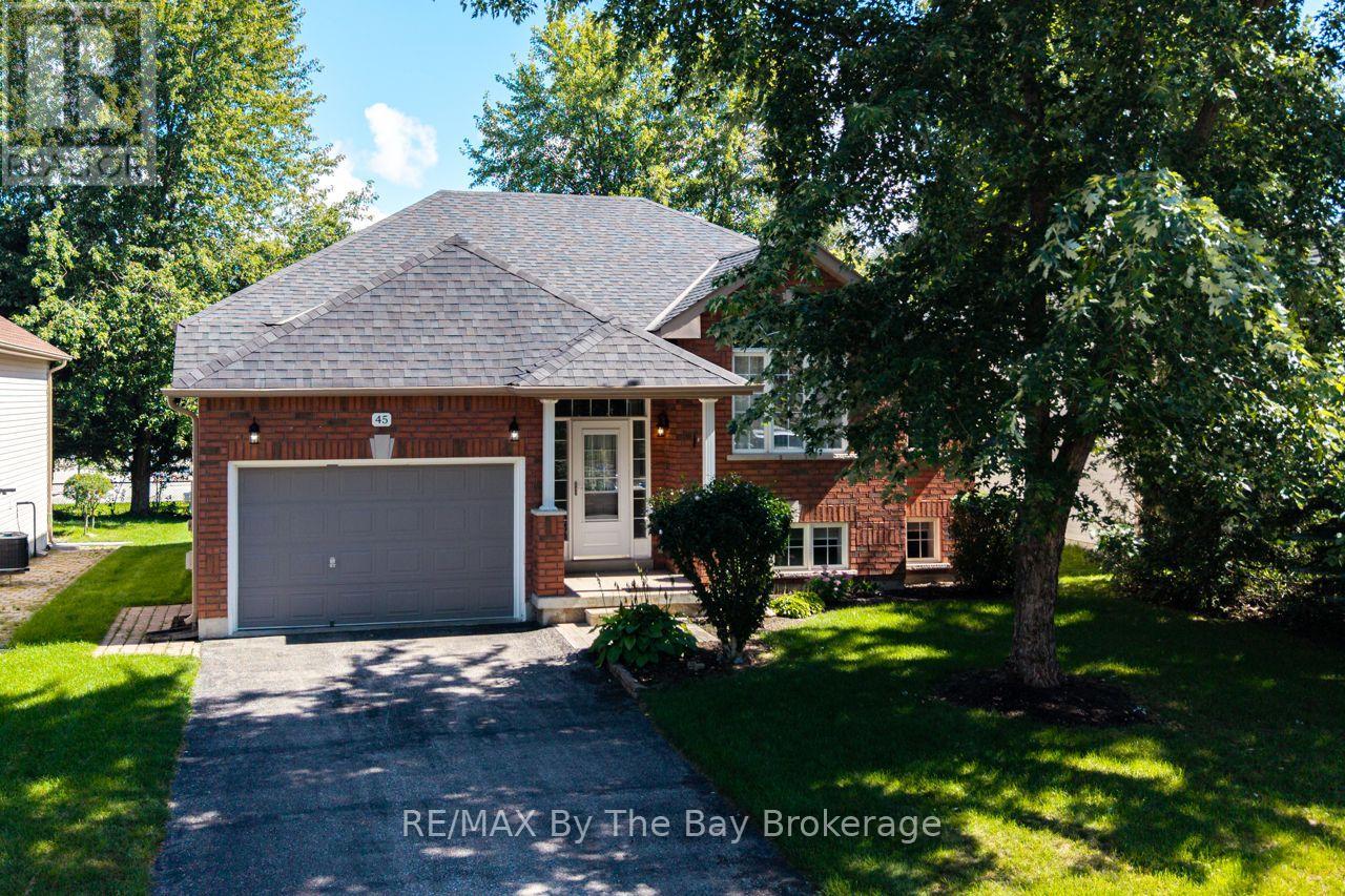 45 ROSE VALLEY WAY Wasaga Beach