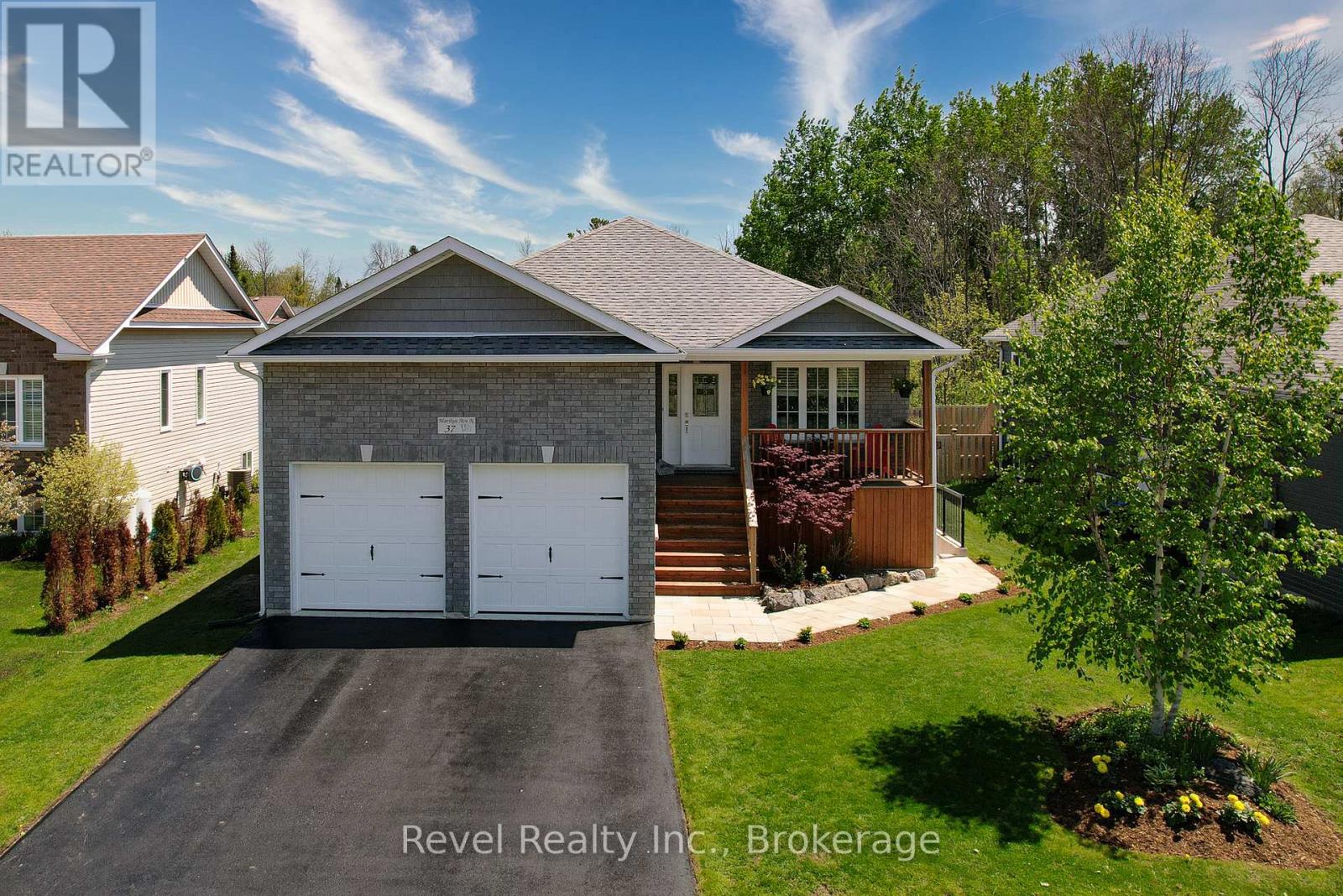 37 MARILYN AVENUE N Wasaga Beach