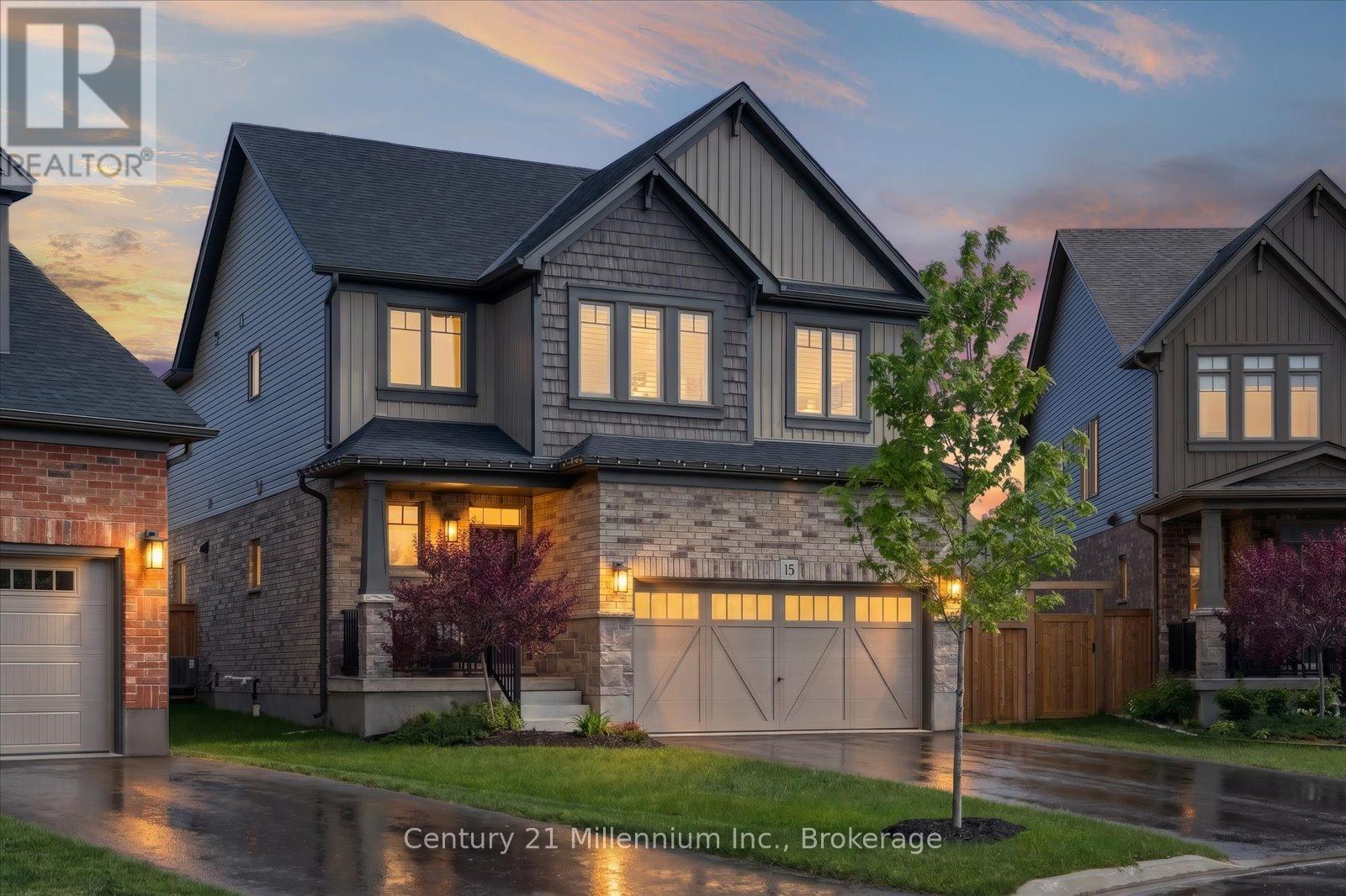 15 MAIDENS CRESCENT Collingwood