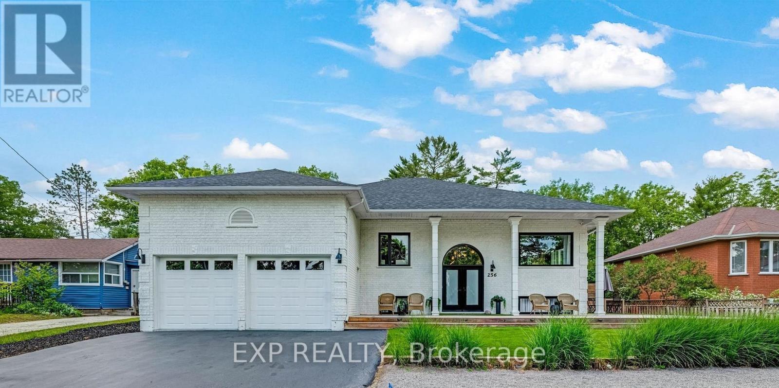 256 OLD MOSLEY STREET Wasaga Beach