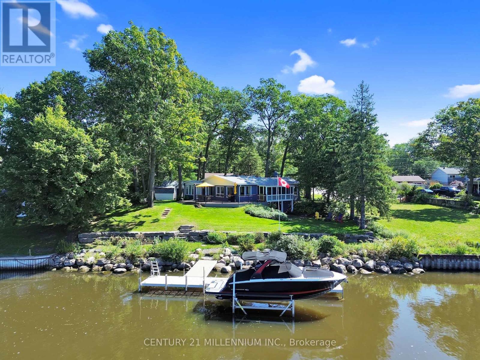68 EDGEWATER ROAD Wasaga Beach