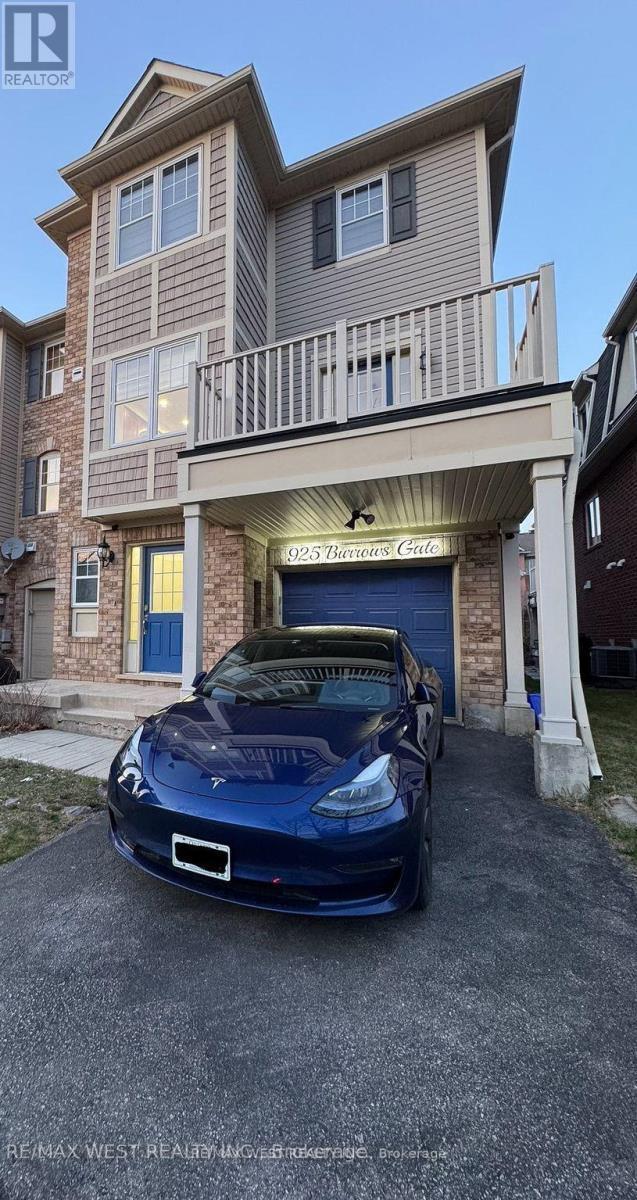 925 BURROWS GATE Milton (CO Coates)