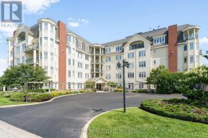 301 - 10 BAY STREET E Blue Mountains