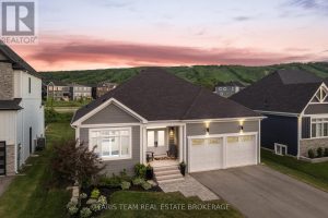 107 STILLWATER CRESCENT Blue Mountains